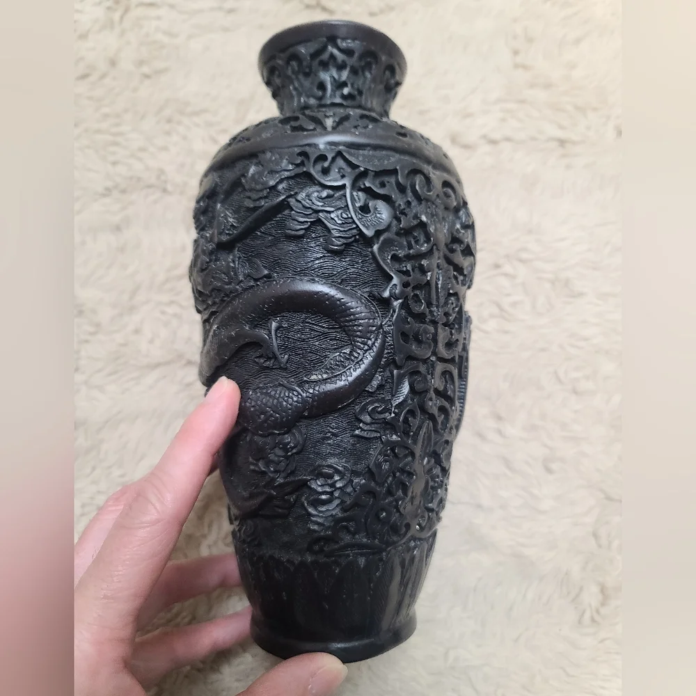 Vintage Chinese Black Embossed Double Dragon Cinnabar Style Decorative Vase - Picture 4 of 9